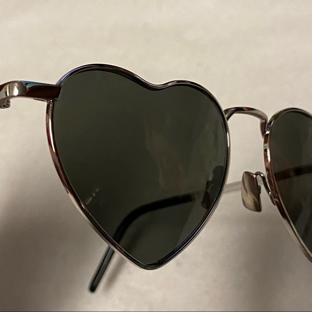 SOLD SAINT LAURENT Heart Sunglasses SL301 Loulou - Picture 12 of 16